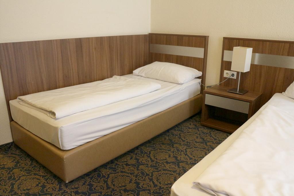 Hotel Carina Виена Екстериор снимка